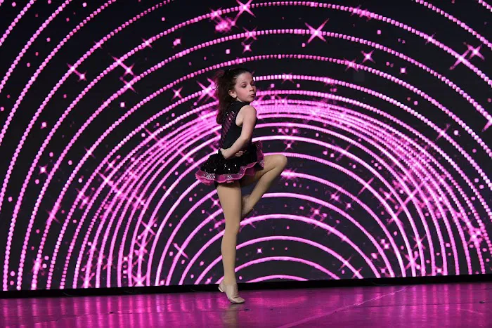 Step 2 This Dance Studio Picture 5