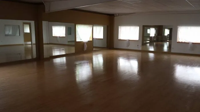 Cinnamon's Danceworks Picture 5