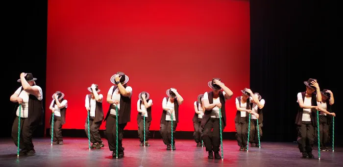 Full Circle Dance Center Picture 6
