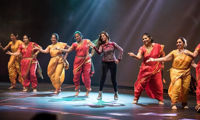 Nache Mayuri Bollywood Dance Picture 9