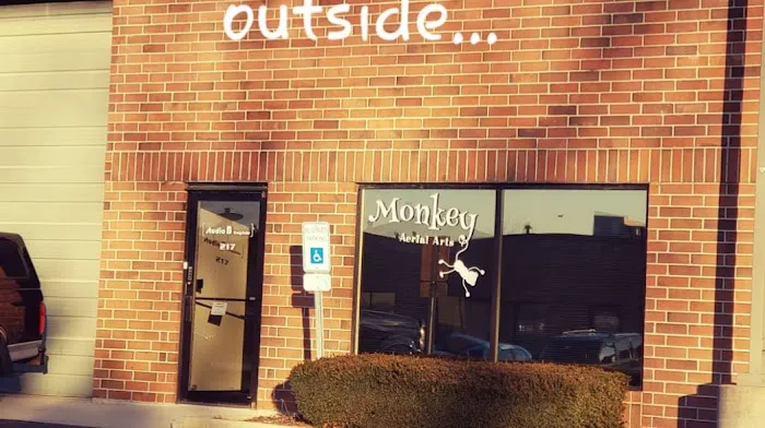 Studio B Grayslake Picture 1