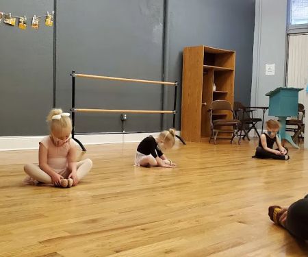 Em's Dance Center