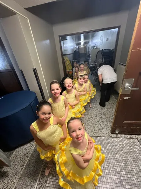 Em's Dance Center Picture 3