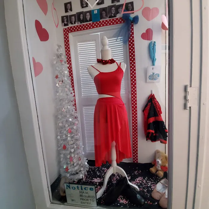 Em's Dance Center Picture 6