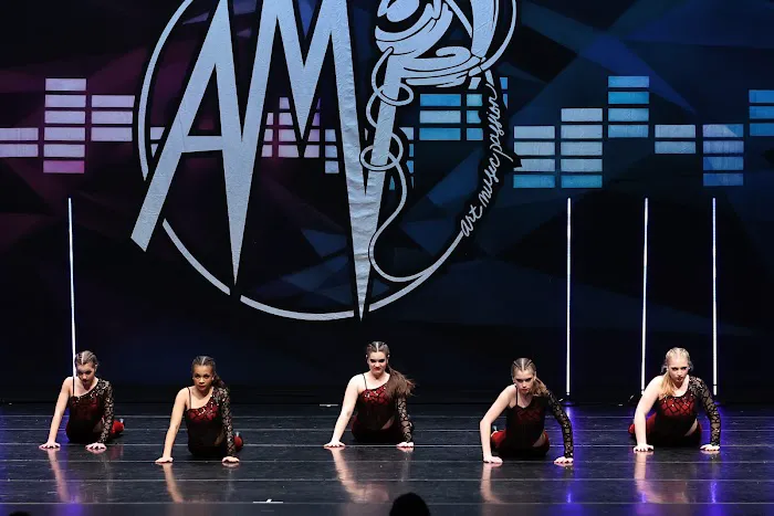 Em's Dance Center Picture 9
