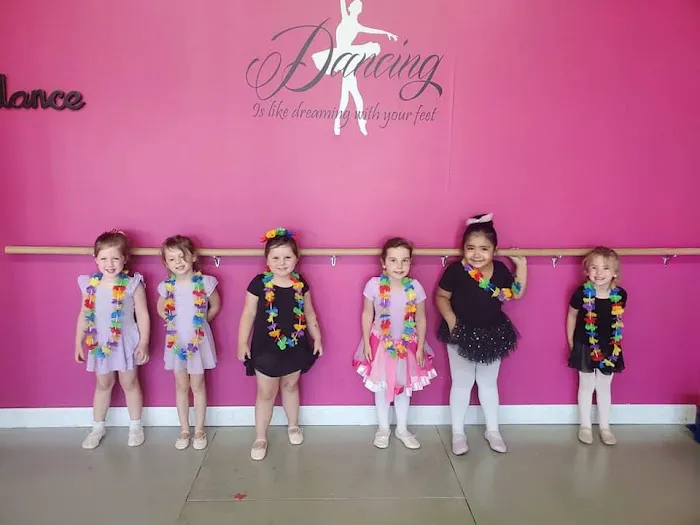 Showcase Dance Studio Picture 4