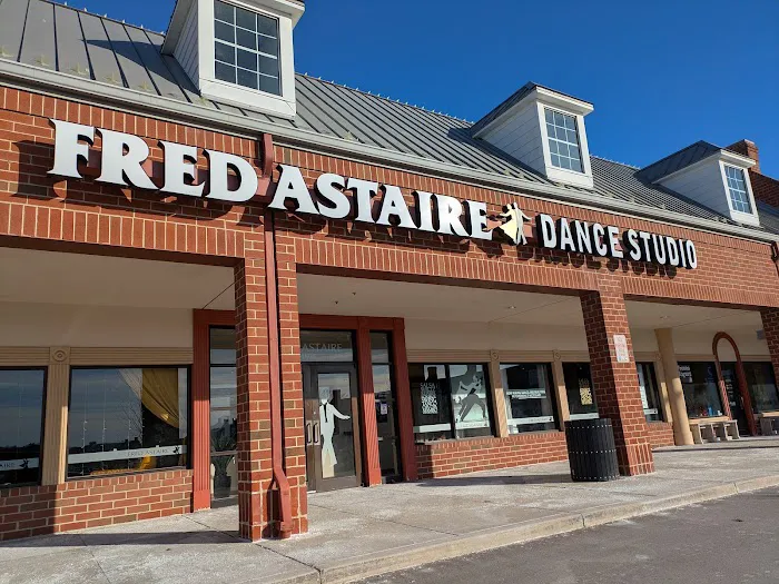 Fred Astaire Dance Studios Picture 8