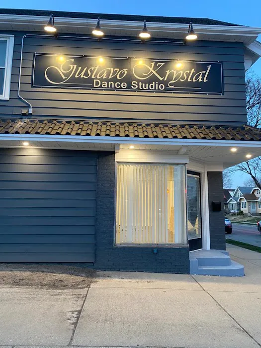 Gustavo Krystal Dance Studio Picture 1