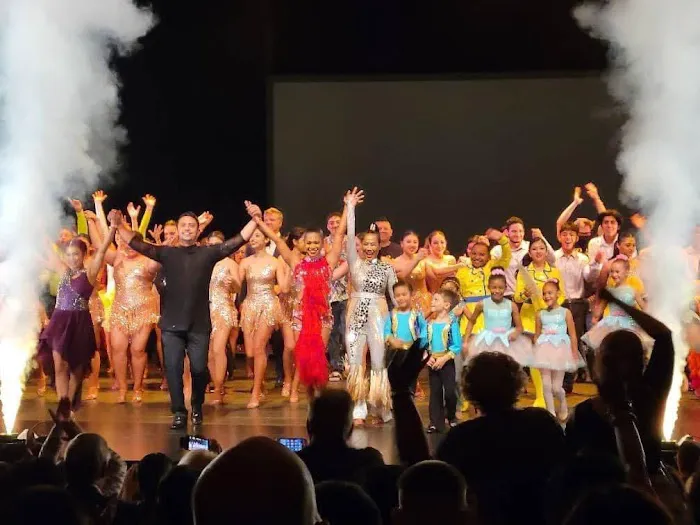 Gustavo Krystal Dance Studio Picture 9