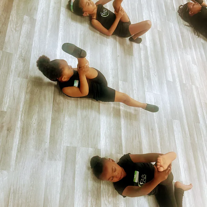 FAB DANCE & FITNESS ACADEMY Picture 9