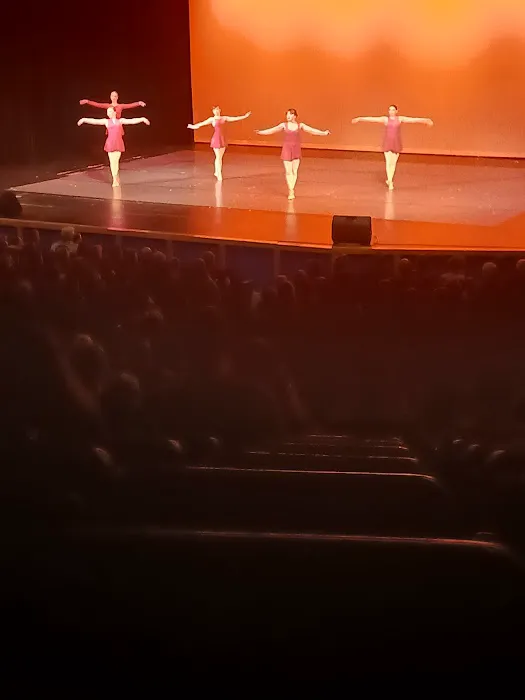 Stoughton Center for the Arts Picture 4