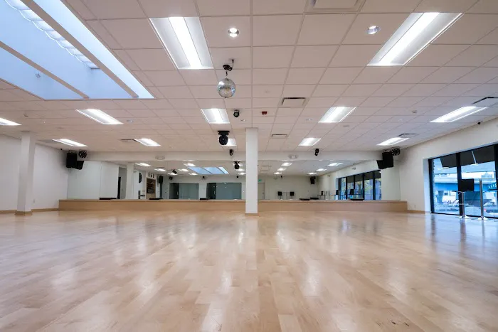 Fred Astaire Dance Studios Picture 2
