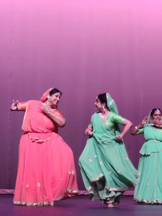 Aarambh kathak dance school Milwaukee Picture 6