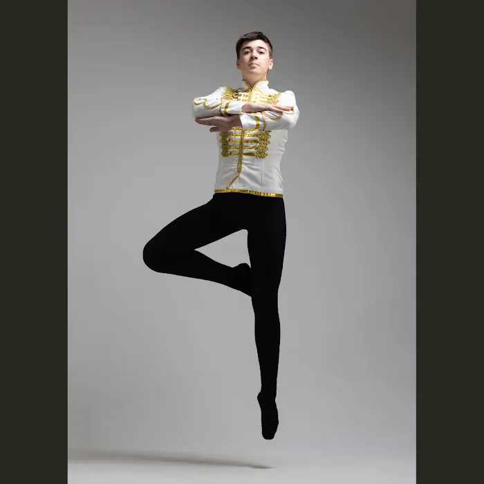 Wisconsin Dance Theatre Picture 5