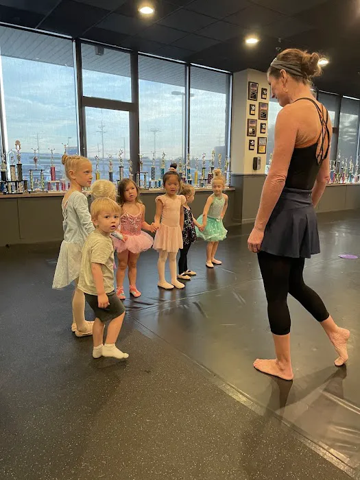 JB Dance Studio Picture 4