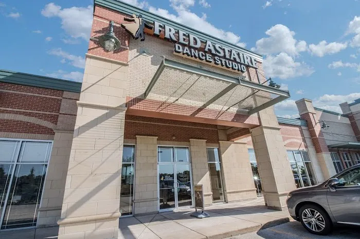 Fred Astaire Dance Studios Picture 2