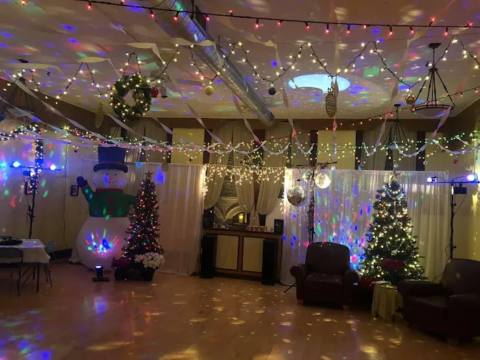 East Towne Ballroom | Ballroom & Latin Dance School Picture 2