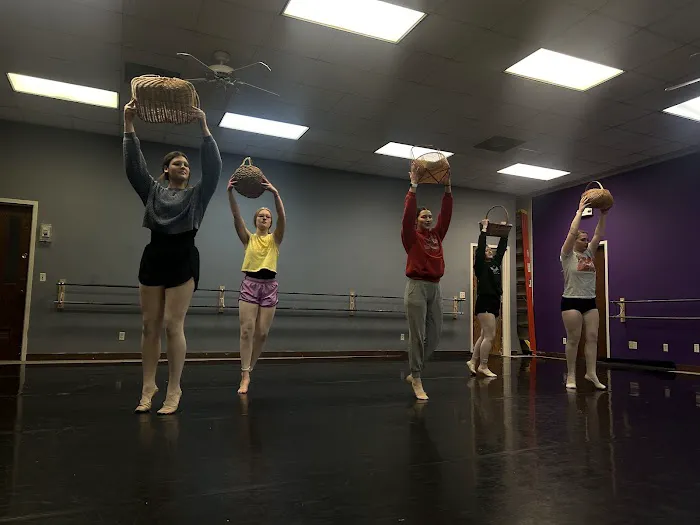 Studio 121 Dance Picture 3