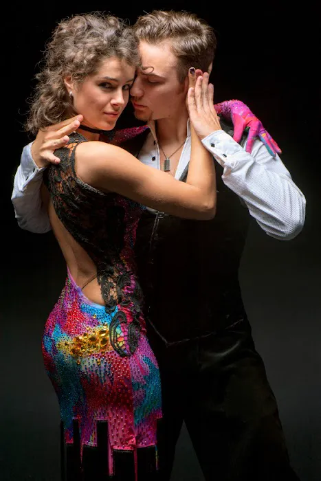 Dance Easy Picture 2