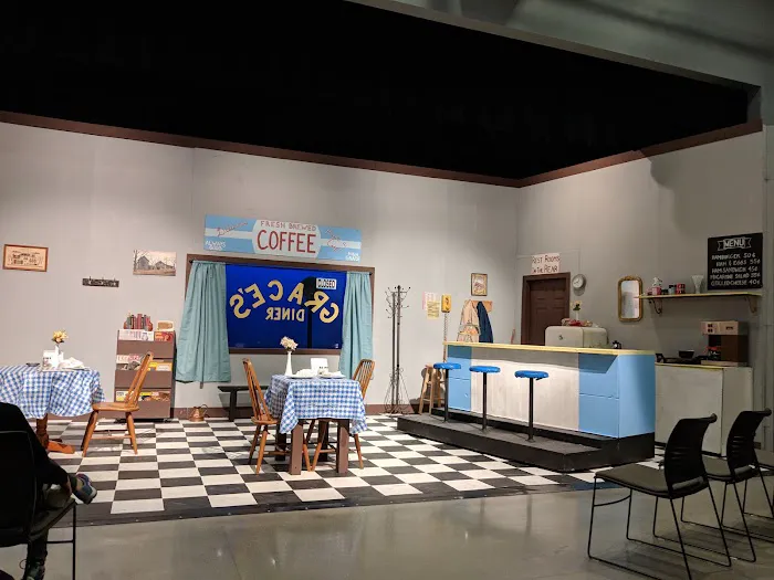 Verona Area Community Theater Picture 3