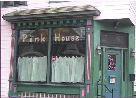 Pink House Studio Picture 4