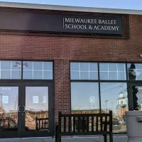 Milwaukee Ballet School & Academy | Fox Point ico