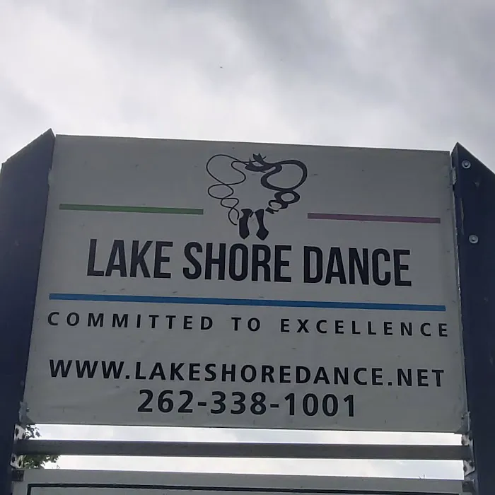 Lake Shore Dance - West Bend Picture 9