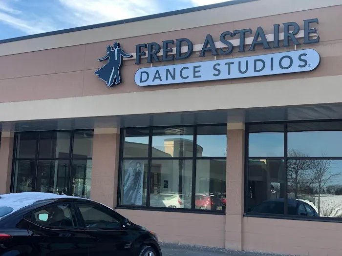Fred Astaire Dance Studios Picture 9