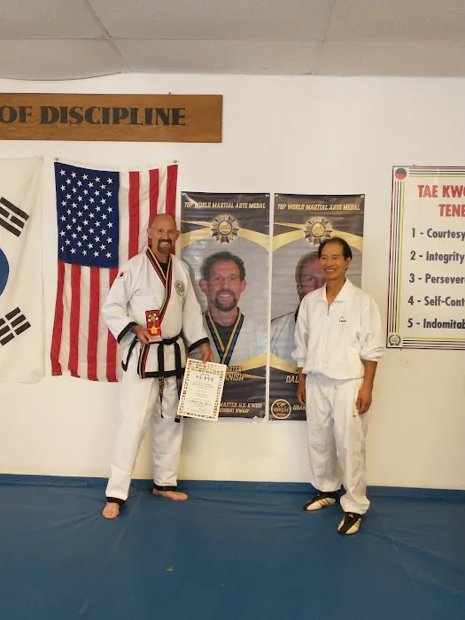 Cho's Black Belt Academy Picture 2