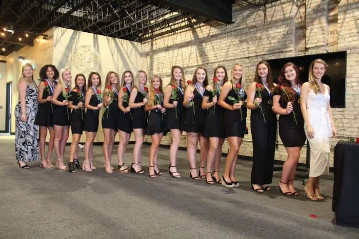 Dollhouse Dance Factory Picture 4