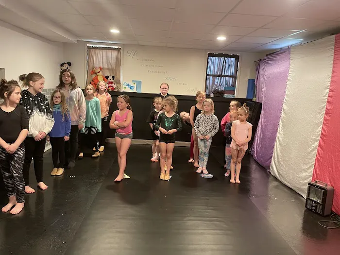 Bling Dance Studio Picture 7