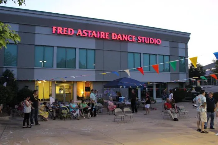 Fred Astaire Quad Cities / Addicted To Ballroom Picture 10