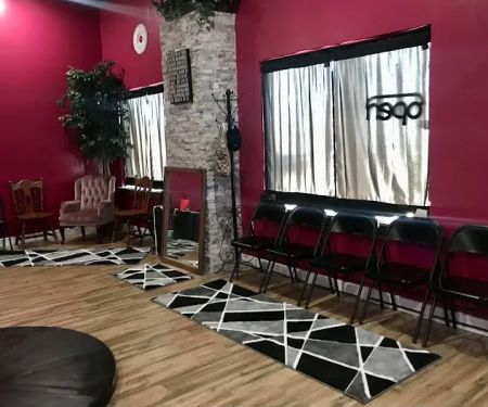 Nikki's Independent Pole Studio
