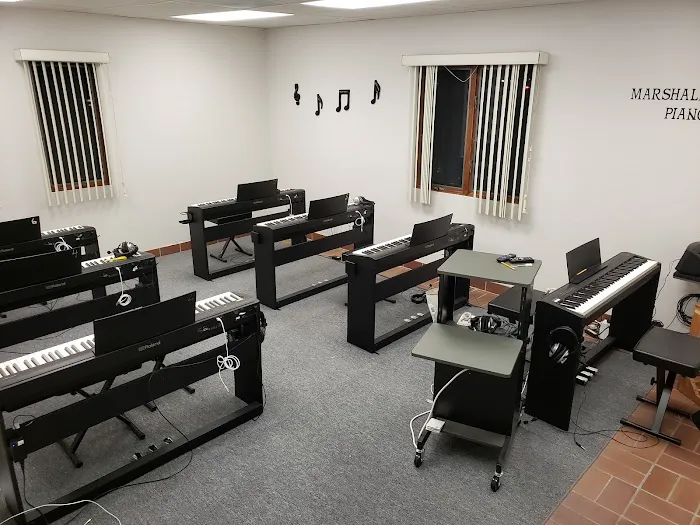 Studio 12 Picture 7