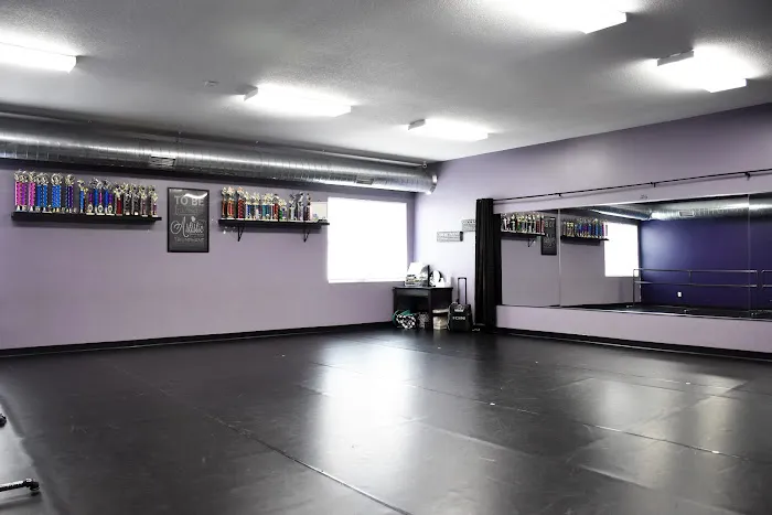 Jenny's Dance Academy Picture 8