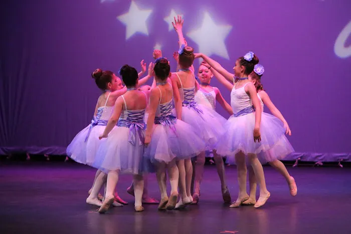 Sarah's Dance Academy Picture 1