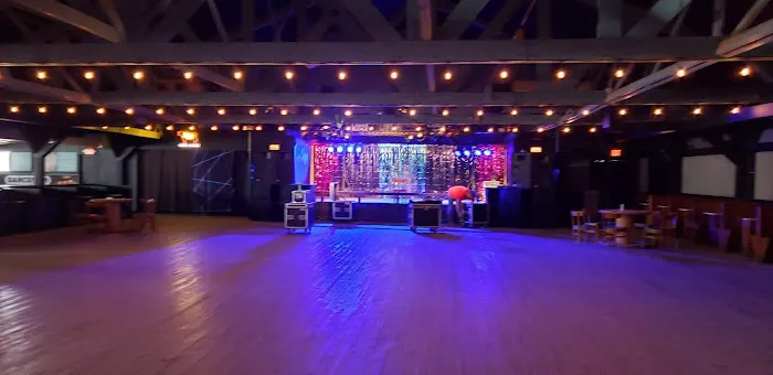 DanceMor Ballroom Picture 1