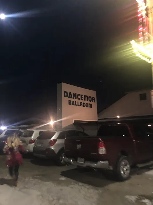 DanceMor Ballroom Picture 7