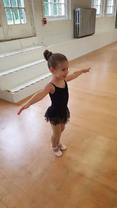 Mandi's School of Dance Picture 9