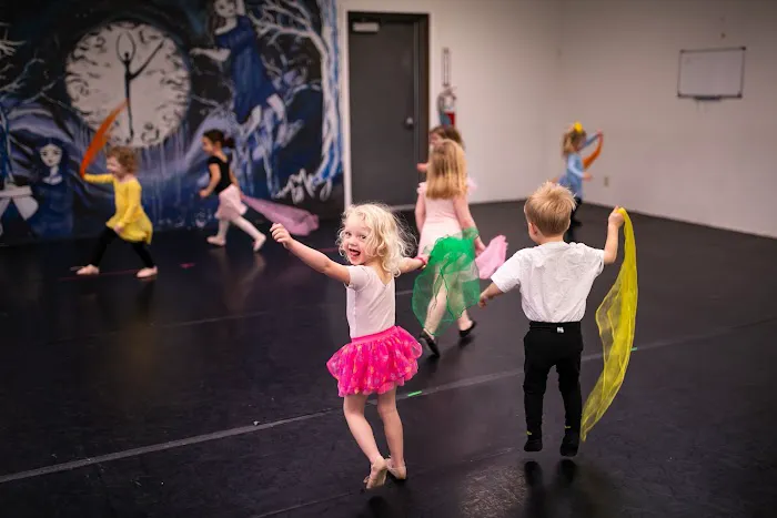 La Crosse Dance Centre LLC Picture 2