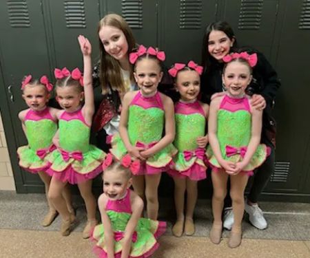Steppin Out Dance & Tumbling Studio