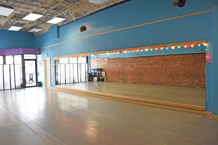 Elite Dance by Nicole Picture 1
