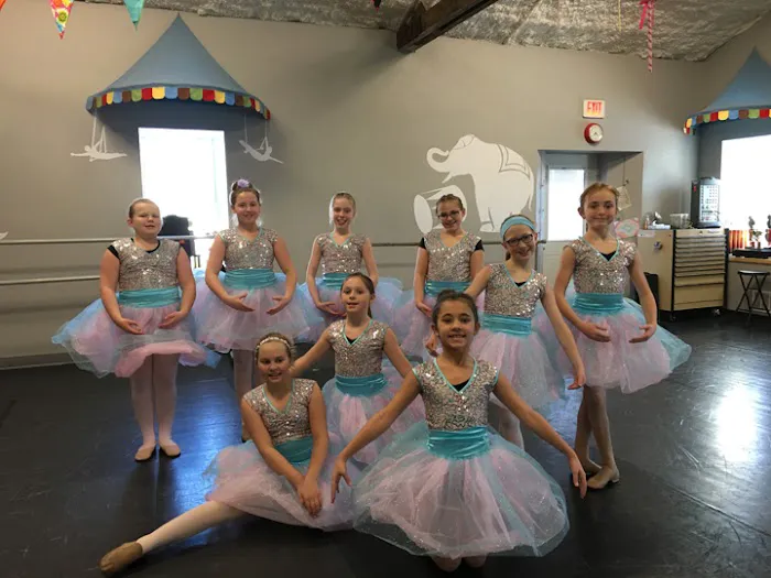 Dance Connection & Tumbling By Michelle - Michelle Clegg Picture 2