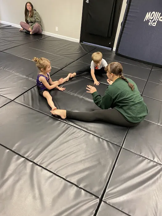 Rochester Acro Picture 3