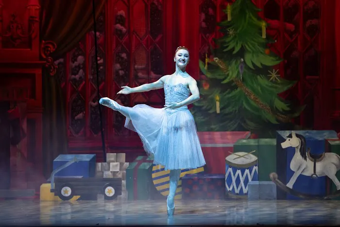 Ballet Des Moines Picture 2