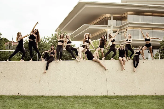 The Dance Avenue Picture 2