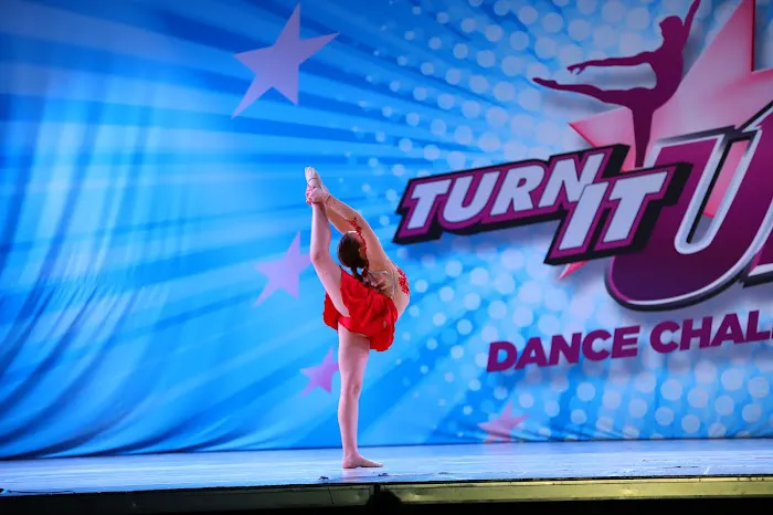 AT&CO Dance Studio Picture 2
