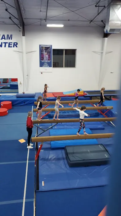 Chow's Gymnastics & Dance Picture 5
