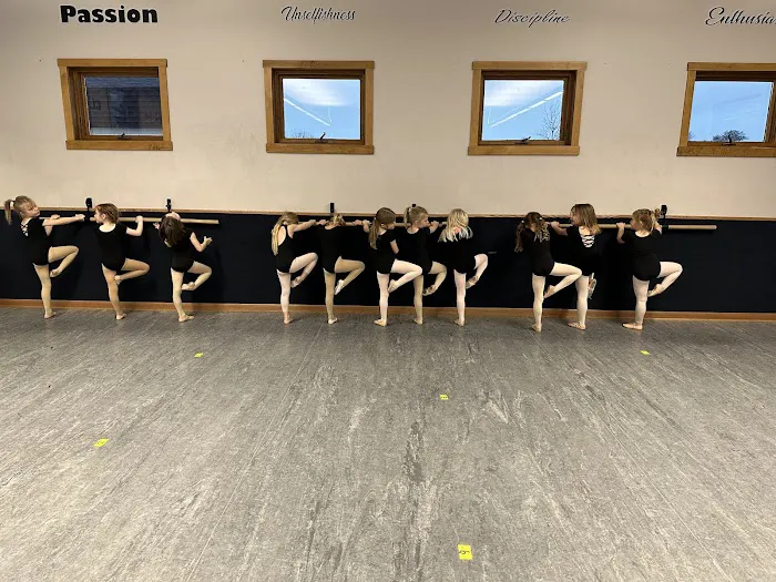 Helmer Dance Studio Picture 1