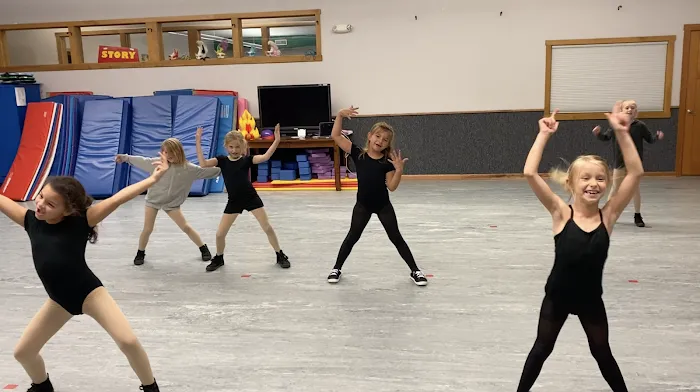 Helmer Dance Studio Picture 4